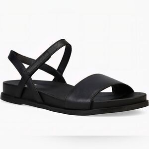 NWOT Eileen Fisher Black  Leather Sandals Size 7